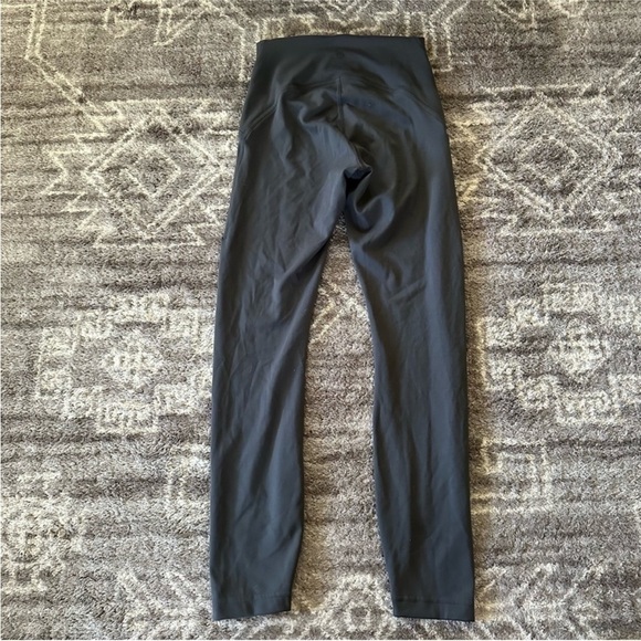 Lululemon Instill High-Rise Tight 25" Graphite Grey Size 4 - Picture 8 of 11